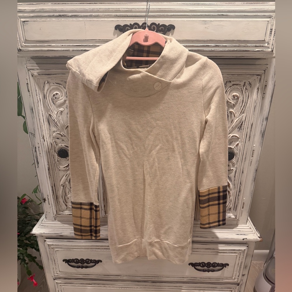 Women's Cream Hooded Sweater with Plaid Cuff Detail